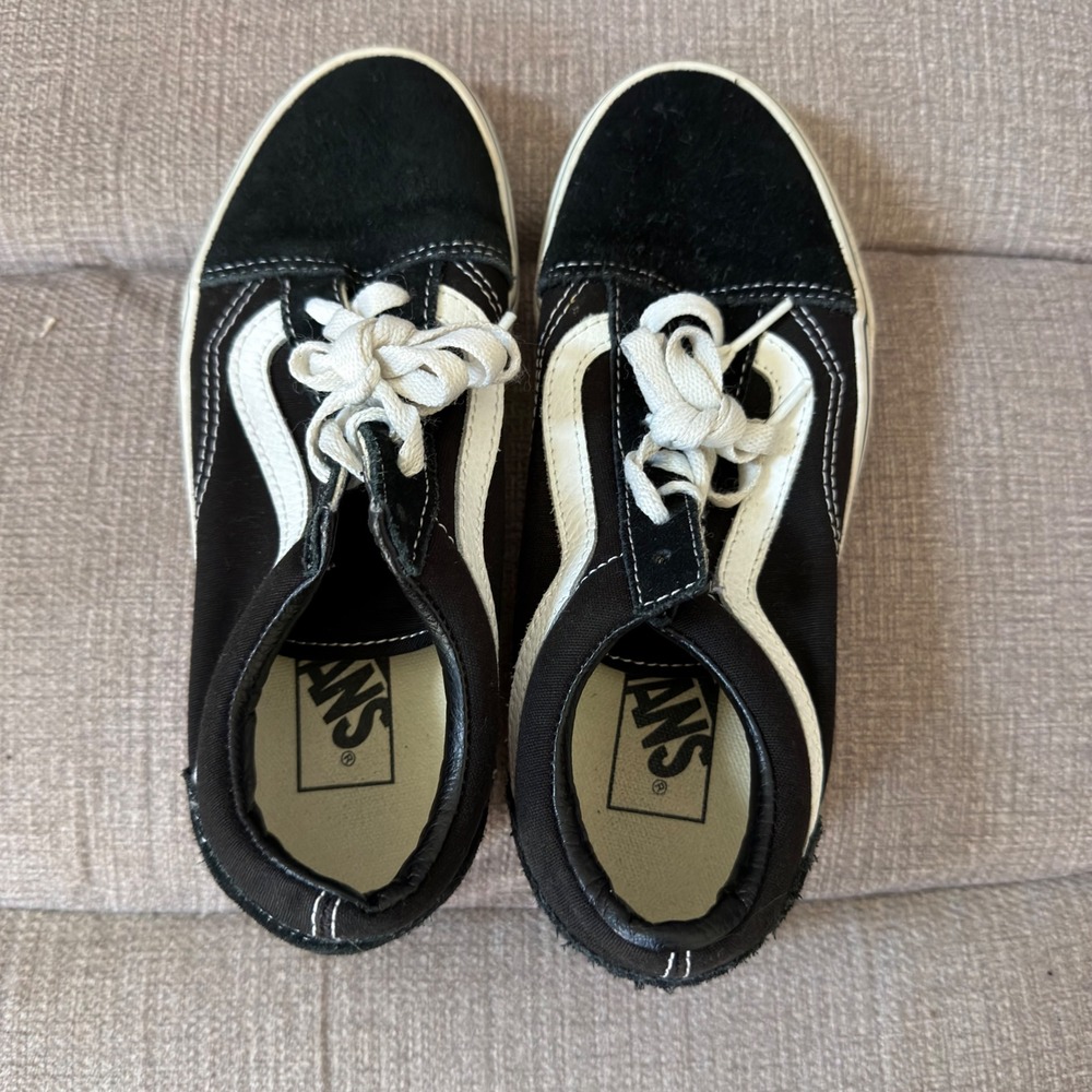 Vans Old Skool Black White Low Top Skate Shoes Women 6 Men 4.5 721356